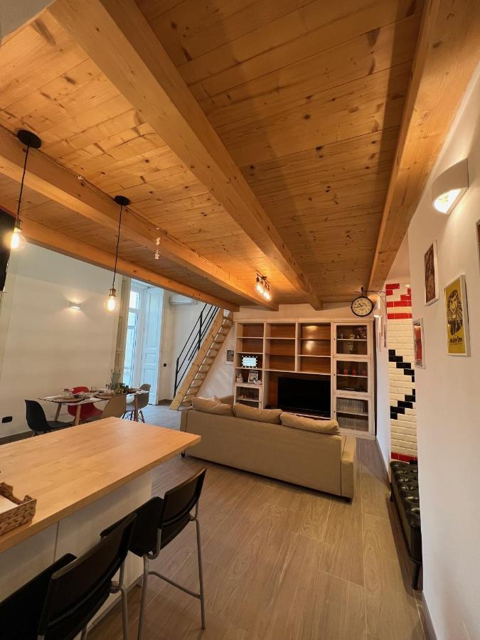 شقة La Casa Di Marty نابولي المظهر الخارجي الصورة