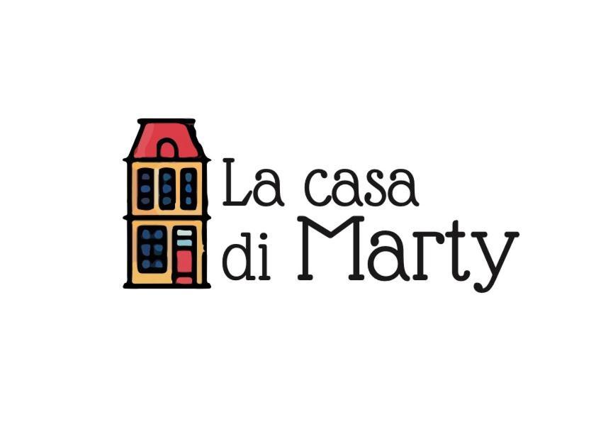 شقة La Casa Di Marty نابولي المظهر الخارجي الصورة